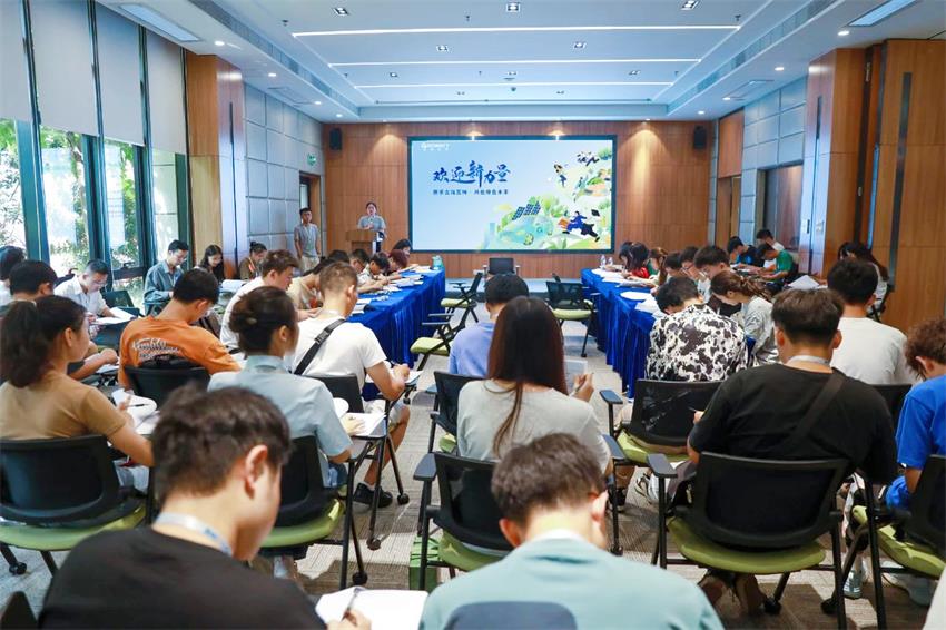 應屆生將陸續(xù)入職古瑞瓦特